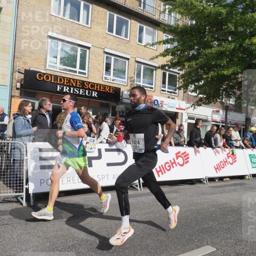15.09.2024 - PSD Bank Halbmarathon Miley Keyser http://msf.ph/oto/7080985 15.09.2024 11:39:36 Ziel 739, 933, 954, 1060, 1240, 1266, 1382, 1395, 1397, 1424, 1481, 2163, 2568, 2628, 2650 meine-sportfotos.de