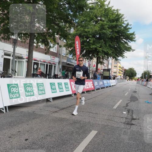 15.09.2024 - PSD Bank Halbmarathon Miley Keyser http://msf.ph/oto/7080989 15.09.2024 12:54:34 Ziel 2440 meine-sportfotos.de