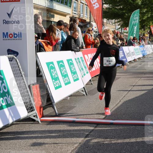 15.09.2024 - PSD Bank Halbmarathon Strokosch-Dieckow http://msf.ph/oto/7080990 15.09.2024 10:32:27 Ziel 56, 57, 148, 151, 193, 199, 267, 280 meine-sportfotos.de