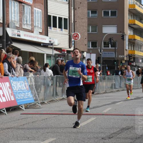 15.09.2024 - PSD Bank Halbmarathon Michael Strokosch http://msf.ph/oto/7081029 15.09.2024 11:17:07 Ziel 536, 561, 575, 591, 601, 607, 623, 629, 847, 857 meine-sportfotos.de