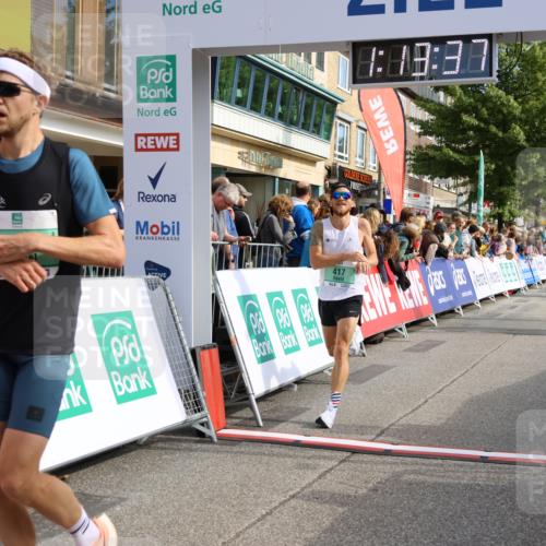 15.09.2024 - PSD Bank Halbmarathon Strokosch-Dieckow http://msf.ph/oto/7081032 15.09.2024 11:14:28 Ziel 406, 417, 421, 549, 589 meine-sportfotos.de