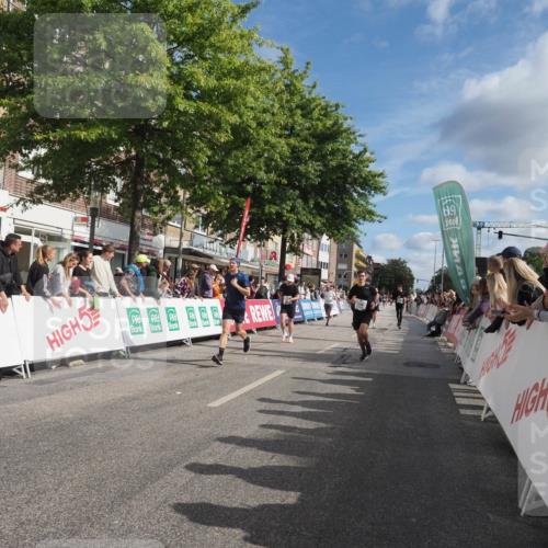 15.09.2024 - PSD Bank Halbmarathon Miley Keyser http://msf.ph/oto/7081036 15.09.2024 11:39:42 Ziel 954, 1060, 1240, 1255, 1382, 1395, 1397, 1424, 1481, 2163, 2568 meine-sportfotos.de