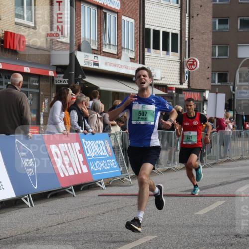 15.09.2024 - PSD Bank Halbmarathon Michael Strokosch http://msf.ph/oto/7081039 15.09.2024 11:17:08 Ziel 536, 561, 575, 591, 601, 607, 623, 629, 847, 857 meine-sportfotos.de