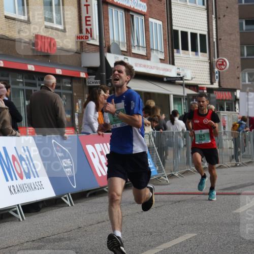 15.09.2024 - PSD Bank Halbmarathon Michael Strokosch http://msf.ph/oto/7081043 15.09.2024 11:17:08 Ziel 536, 561, 575, 591, 601, 607, 623, 629, 847, 857 meine-sportfotos.de