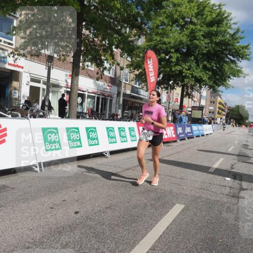 15.09.2024 - PSD Bank Halbmarathon Miley Keyser http://msf.ph/oto/7081056 15.09.2024 12:55:10 Ziel 3210 meine-sportfotos.de