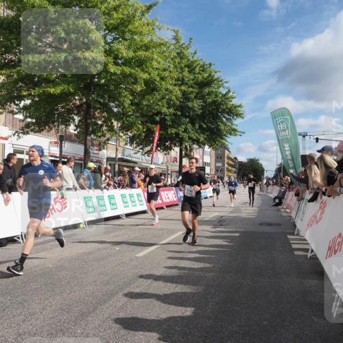 15.09.2024 - PSD Bank Halbmarathon Miley Keyser http://msf.ph/oto/7081061 15.09.2024 11:39:43 Ziel 954, 1060, 1240, 1255, 1382, 1395, 1397, 1424, 1481, 2163, 2568 meine-sportfotos.de