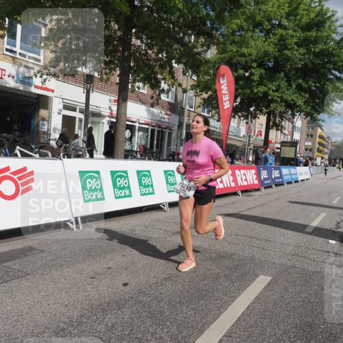 15.09.2024 - PSD Bank Halbmarathon Miley Keyser http://msf.ph/oto/7081064 15.09.2024 12:55:11 Ziel 3210 meine-sportfotos.de