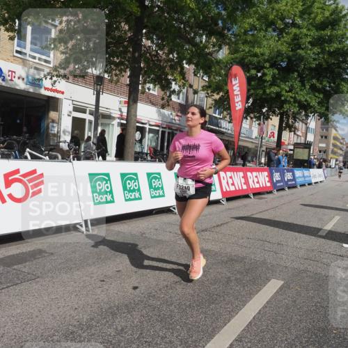 15.09.2024 - PSD Bank Halbmarathon Miley Keyser http://msf.ph/oto/7081069 15.09.2024 12:55:11 Ziel 3210 meine-sportfotos.de