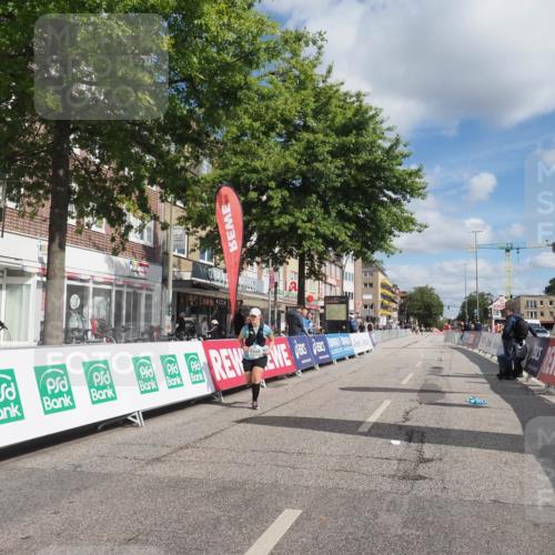15.09.2024 - PSD Bank Halbmarathon Miley Keyser http://msf.ph/oto/7081074 15.09.2024 12:55:22 Ziel 3210, 3340 meine-sportfotos.de