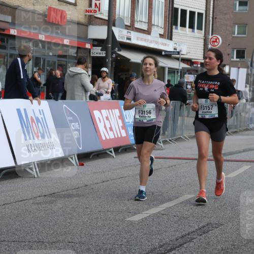 15.09.2024 - PSD Bank Halbmarathon Michael Strokosch http://msf.ph/oto/7081080 15.09.2024 12:26:07 Ziel 2183, 2186, 3156, 3157, 3281, 3413 meine-sportfotos.de