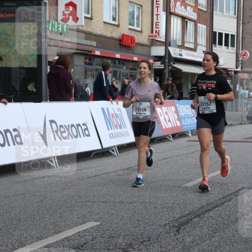 15.09.2024 - PSD Bank Halbmarathon Michael Strokosch http://msf.ph/oto/7081097 15.09.2024 12:26:08 Ziel 2183, 2186, 3086, 3156, 3157, 3342, 3413 meine-sportfotos.de