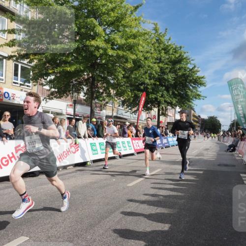 15.09.2024 - PSD Bank Halbmarathon Miley Keyser http://msf.ph/oto/7081103 15.09.2024 11:39:45 Ziel 940, 954, 1060, 1062, 1240, 1255, 1290, 1395, 1397, 1481, 2163, 2568 meine-sportfotos.de