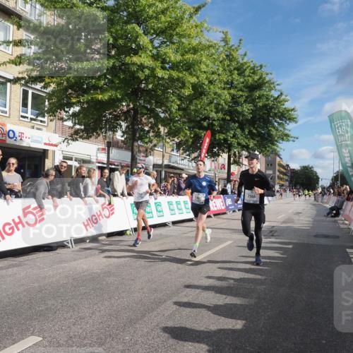 15.09.2024 - PSD Bank Halbmarathon Miley Keyser http://msf.ph/oto/7081112 15.09.2024 11:39:45 Ziel 940, 954, 1060, 1062, 1240, 1255, 1290, 1395, 1397, 1481, 2163, 2568 meine-sportfotos.de