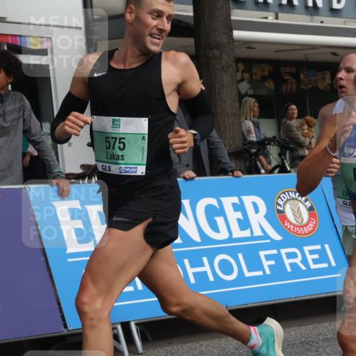 15.09.2024 - PSD Bank Halbmarathon Michael Strokosch http://msf.ph/oto/7081115 15.09.2024 11:17:13 Ziel 536, 575, 591, 601, 607, 623, 629, 847, 857, 1005 meine-sportfotos.de