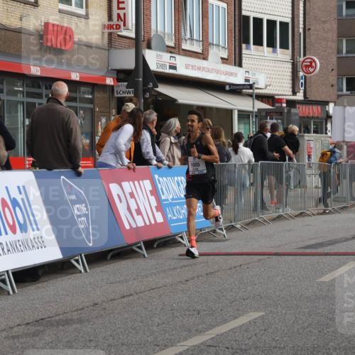 15.09.2024 - PSD Bank Halbmarathon Michael Strokosch http://msf.ph/oto/7081119 15.09.2024 11:17:15 Ziel 536, 575, 591, 601, 607, 623, 629, 847, 857, 1005 meine-sportfotos.de