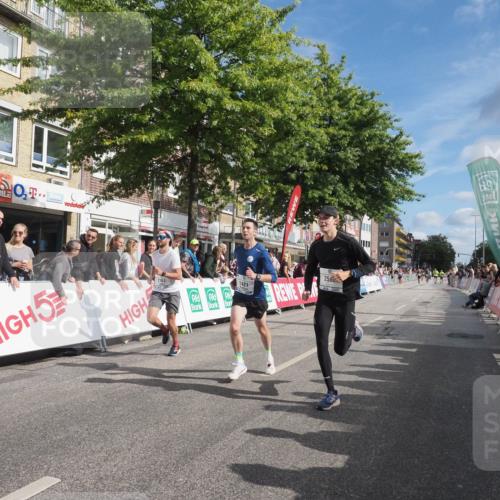 15.09.2024 - PSD Bank Halbmarathon Miley Keyser http://msf.ph/oto/7081121 15.09.2024 11:39:46 Ziel 940, 954, 1060, 1062, 1240, 1255, 1290, 1395, 1397, 1481, 2163, 2568 meine-sportfotos.de