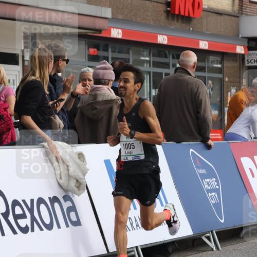 15.09.2024 - PSD Bank Halbmarathon Michael Strokosch http://msf.ph/oto/7081137 15.09.2024 11:17:16 Ziel 416, 536, 575, 591, 601, 607, 629, 847, 857, 1005 meine-sportfotos.de