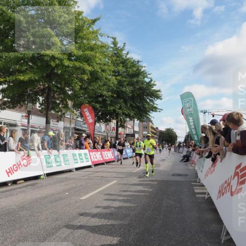 15.09.2024 - PSD Bank Halbmarathon Miley Keyser http://msf.ph/oto/7081171 15.09.2024 11:39:59 Ziel 940, 961, 1062, 1145, 1156, 1255, 1290, 1360, 1440, 1591, 2551 meine-sportfotos.de