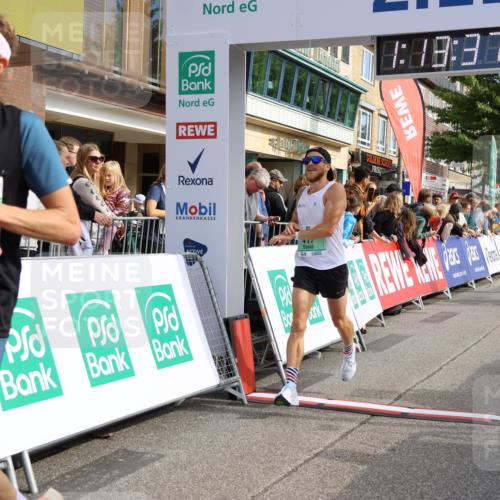 15.09.2024 - PSD Bank Halbmarathon Strokosch-Dieckow http://msf.ph/oto/7081177 15.09.2024 11:14:28 Ziel 406, 417, 421, 549, 589 meine-sportfotos.de