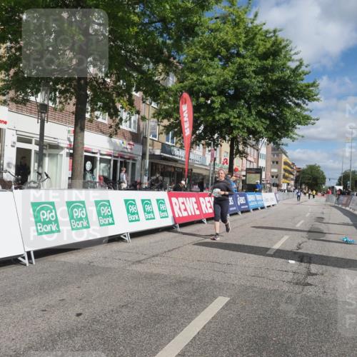 15.09.2024 - PSD Bank Halbmarathon Miley Keyser http://msf.ph/oto/7081183 15.09.2024 12:56:19 Ziel 3492 meine-sportfotos.de