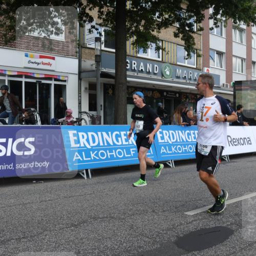 15.09.2024 - PSD Bank Halbmarathon Michael Strokosch http://msf.ph/oto/7081195 15.09.2024 12:26:17 Ziel 2183, 2186, 3086, 3156, 3157, 3237, 3342, 3489 meine-sportfotos.de