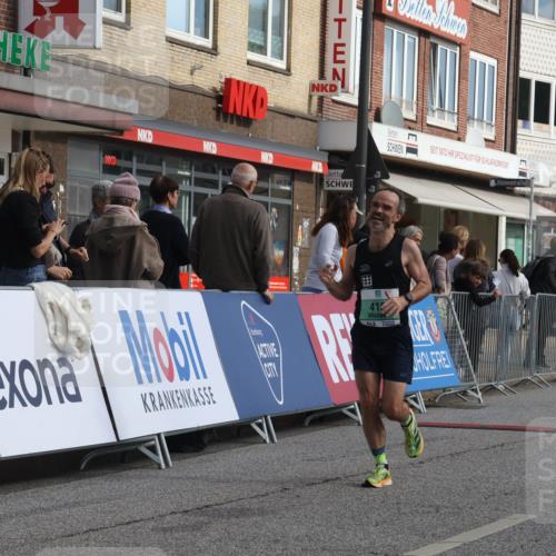 15.09.2024 - PSD Bank Halbmarathon Michael Strokosch http://msf.ph/oto/7081202 15.09.2024 11:17:23 Ziel 416, 558, 575, 591, 847, 857, 1005 meine-sportfotos.de