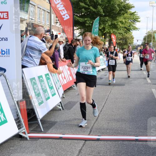 15.09.2024 - PSD Bank Halbmarathon Strokosch-Dieckow http://msf.ph/oto/7081216 15.09.2024 12:35:04 Ziel 2438, 2918, 3151, 3251, 3273, 3485 meine-sportfotos.de