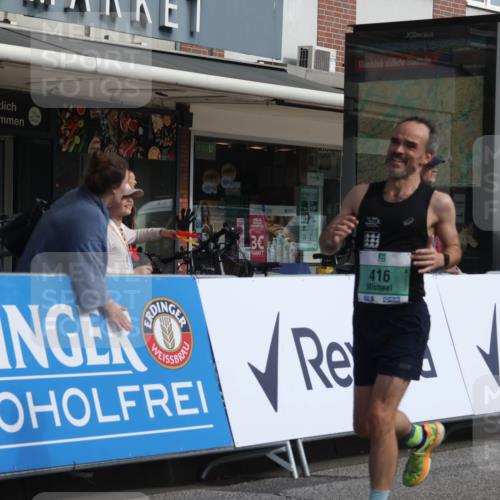 15.09.2024 - PSD Bank Halbmarathon Michael Strokosch http://msf.ph/oto/7081226 15.09.2024 11:17:25 Ziel 416, 558, 1005 meine-sportfotos.de
