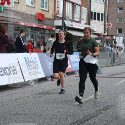 15.09.2024 - PSD Bank Halbmarathon Michael Strokosch http://msf.ph/oto/7081232 15.09.2024 12:26:25 Ziel 2183, 2186, 2252, 3086, 3237, 3342, 3489 meine-sportfotos.de