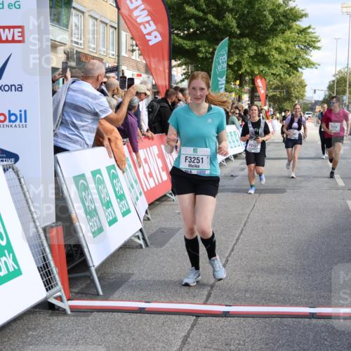 15.09.2024 - PSD Bank Halbmarathon Strokosch-Dieckow http://msf.ph/oto/7081278 15.09.2024 12:35:04 Ziel 2438, 2918, 3151, 3251, 3273, 3485 meine-sportfotos.de