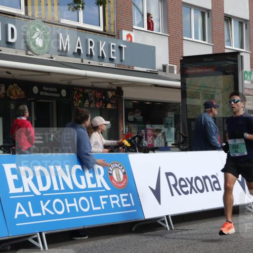 15.09.2024 - PSD Bank Halbmarathon Michael Strokosch http://msf.ph/oto/7081376 15.09.2024 11:17:36 Ziel 416, 558, 580, 592, 636 meine-sportfotos.de