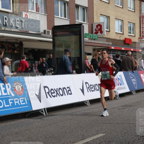 15.09.2024 - PSD Bank Halbmarathon Michael Strokosch http://msf.ph/oto/7081389 15.09.2024 11:17:40 Ziel 558, 580, 592, 636, 2466 meine-sportfotos.de