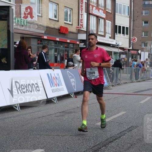15.09.2024 - PSD Bank Halbmarathon Michael Strokosch http://msf.ph/oto/7081398 15.09.2024 12:26:42 Ziel 2009, 3128, 3374, 3490 meine-sportfotos.de