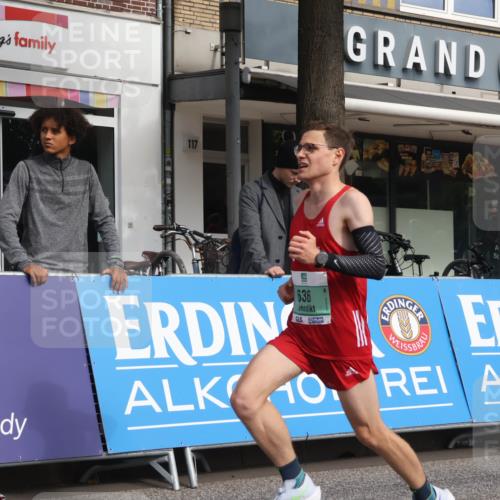 15.09.2024 - PSD Bank Halbmarathon Michael Strokosch http://msf.ph/oto/7081402 15.09.2024 11:17:41 Ziel 558, 580, 592, 636, 2466 meine-sportfotos.de