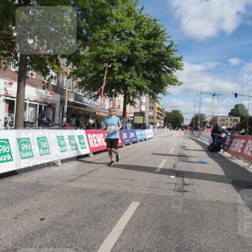 15.09.2024 - PSD Bank Halbmarathon Miley Keyser http://msf.ph/oto/7081411 15.09.2024 12:57:51 Ziel 2371 meine-sportfotos.de