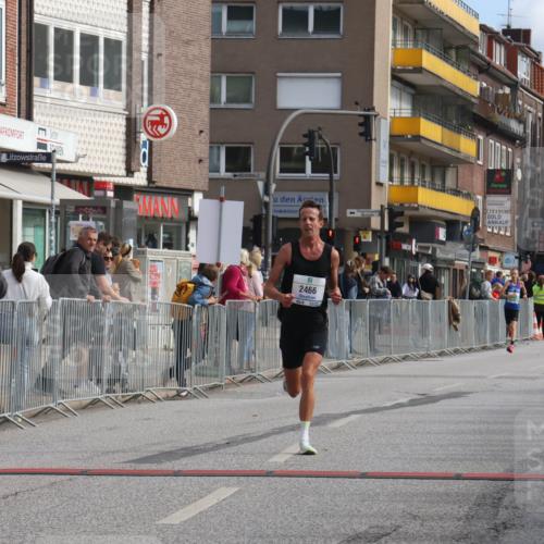 15.09.2024 - PSD Bank Halbmarathon Michael Strokosch http://msf.ph/oto/7081437 15.09.2024 11:17:44 Ziel 580, 592, 636, 2466 meine-sportfotos.de