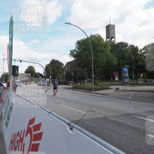15.09.2024 - PSD Bank Halbmarathon Miley Keyser http://msf.ph/oto/7081480 15.09.2024 12:59:24 Ziel 3422 meine-sportfotos.de