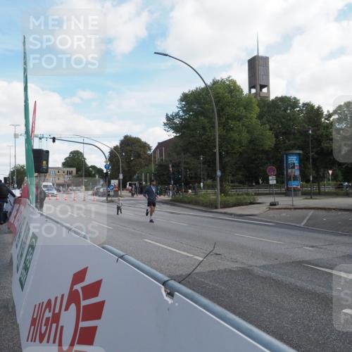 15.09.2024 - PSD Bank Halbmarathon Miley Keyser http://msf.ph/oto/7081484 15.09.2024 12:59:25 Ziel 3422 meine-sportfotos.de
