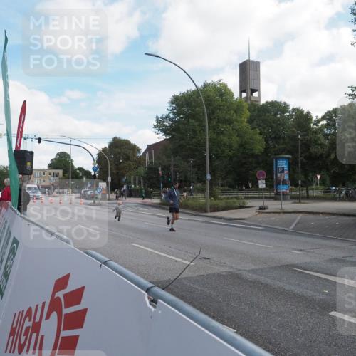15.09.2024 - PSD Bank Halbmarathon Miley Keyser http://msf.ph/oto/7081493 15.09.2024 12:59:25 Ziel 3422 meine-sportfotos.de