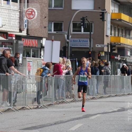 15.09.2024 - PSD Bank Halbmarathon Michael Strokosch http://msf.ph/oto/7081497 15.09.2024 11:17:50 Ziel 636, 863, 1077, 2466 meine-sportfotos.de