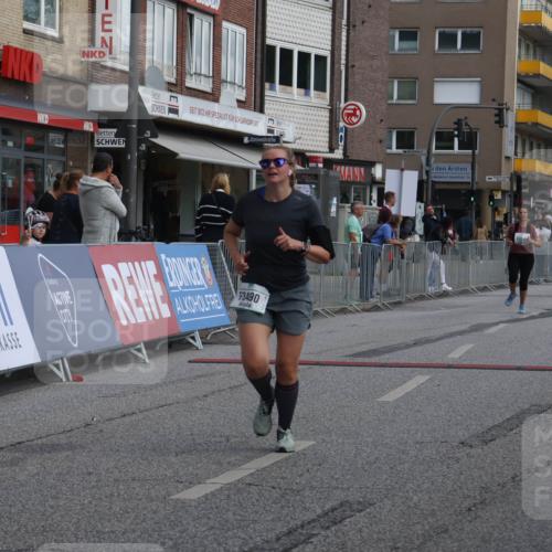 15.09.2024 - PSD Bank Halbmarathon Michael Strokosch http://msf.ph/oto/7081510 15.09.2024 12:26:51 Ziel 2009, 2113, 3128, 3249, 3374, 3490 meine-sportfotos.de