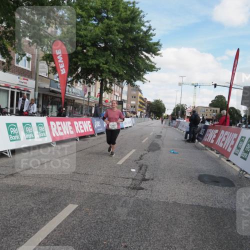 15.09.2024 - PSD Bank Halbmarathon Miley Keyser http://msf.ph/oto/7081521 15.09.2024 12:59:32 Ziel 3422 meine-sportfotos.de