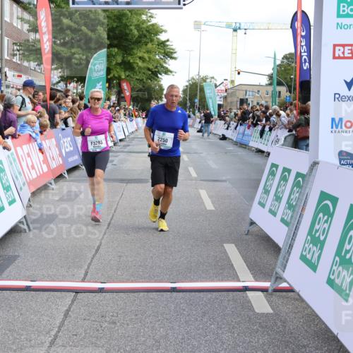 15.09.2024 - PSD Bank Halbmarathon Strokosch-Dieckow http://msf.ph/oto/7081522 15.09.2024 12:25:53 Ziel 1153, 1841, 2239, 2250, 2386, 2442, 3283 meine-sportfotos.de