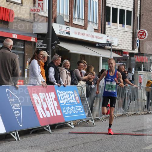 15.09.2024 - PSD Bank Halbmarathon Michael Strokosch http://msf.ph/oto/7081535 15.09.2024 11:17:53 Ziel 863, 1077, 2466 meine-sportfotos.de