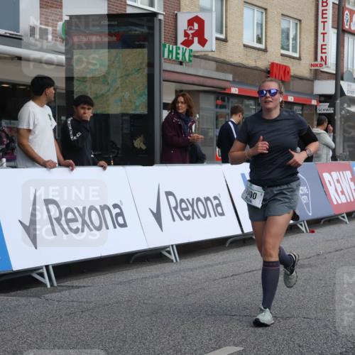 15.09.2024 - PSD Bank Halbmarathon Michael Strokosch http://msf.ph/oto/7081541 15.09.2024 12:26:53 Ziel 2009, 2113, 3128, 3249, 3490 meine-sportfotos.de