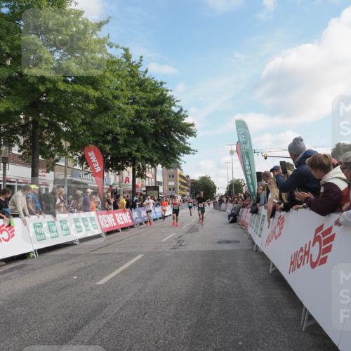 15.09.2024 - PSD Bank Halbmarathon Miley Keyser http://msf.ph/oto/7081552 15.09.2024 11:40:18 Ziel 721, 931, 1081, 1161, 1340, 1352, 1403, 1440, 1600, 2611, 2627, 2640, 3549 meine-sportfotos.de