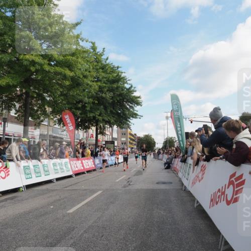 15.09.2024 - PSD Bank Halbmarathon Miley Keyser http://msf.ph/oto/7081557 15.09.2024 11:40:18 Ziel 721, 931, 1081, 1161, 1340, 1352, 1403, 1440, 1600, 2611, 2627, 2640, 3549 meine-sportfotos.de