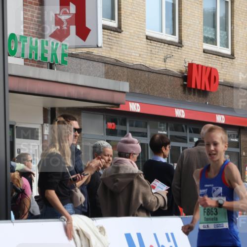 15.09.2024 - PSD Bank Halbmarathon Michael Strokosch http://msf.ph/oto/7081559 15.09.2024 11:17:54 Ziel 583, 863, 1077, 2466 meine-sportfotos.de