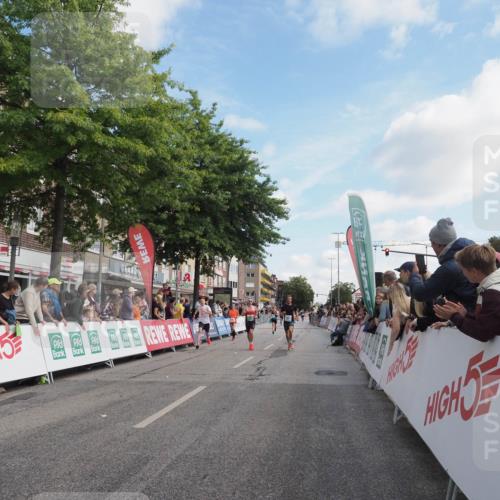 15.09.2024 - PSD Bank Halbmarathon Miley Keyser http://msf.ph/oto/7081565 15.09.2024 11:40:18 Ziel 721, 931, 1081, 1161, 1340, 1352, 1403, 1440, 1600, 2611, 2627, 2640, 3549 meine-sportfotos.de