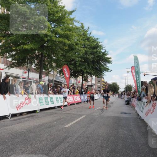 15.09.2024 - PSD Bank Halbmarathon Miley Keyser http://msf.ph/oto/7081585 15.09.2024 11:40:19 Ziel 721, 931, 1081, 1113, 1161, 1340, 1352, 1403, 1440, 1600, 2486, 2611, 2627, 2640, 3549 meine-sportfotos.de